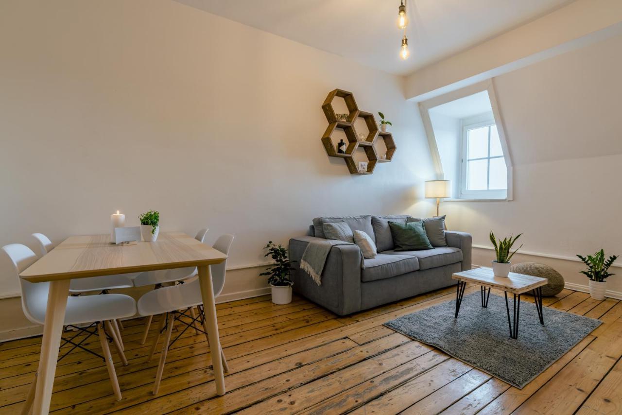 Eigene Wohnung Im Stadtzentrum Mit Wunderschoener Dachterrasse Bienne Esterno foto