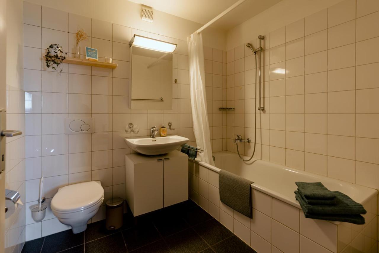 Eigene Wohnung Im Stadtzentrum Mit Wunderschoener Dachterrasse Bienne Esterno foto